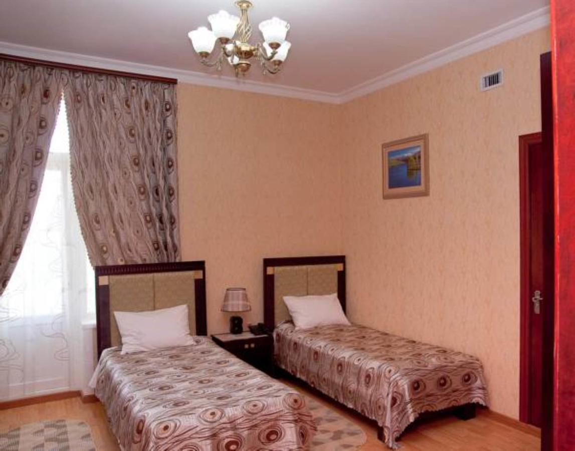 Bahoriston Hotel Guliston 외부 사진