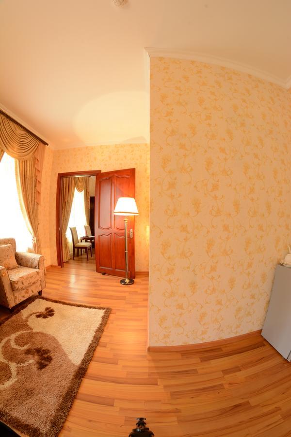 Bahoriston Hotel Guliston 외부 사진